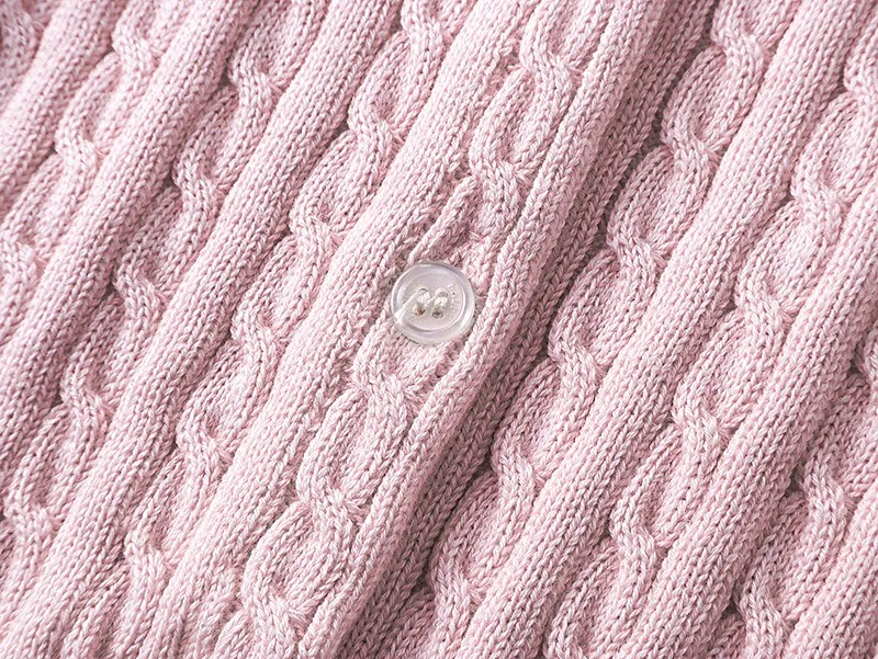 Style number: 2501 P200 Polo Ralph Lauren sweater Pony embroidered cable style single-breasted long-sleeved knit Color: White Pink Black Navy Gray Size: S (90-100) m (110-120) L (130-140) xL (150-160)